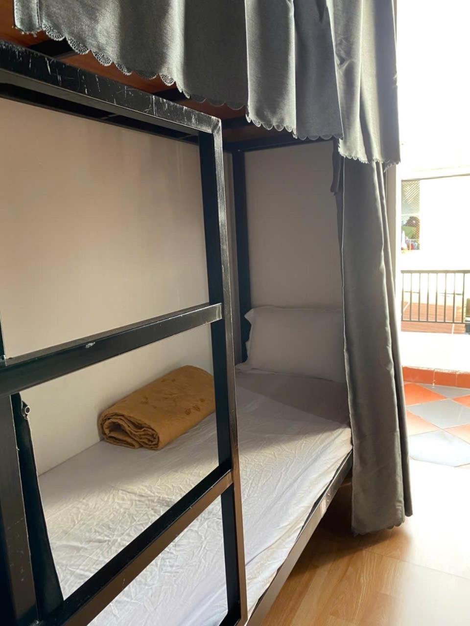 Aumori Hostel Dong Hoi Esterno foto